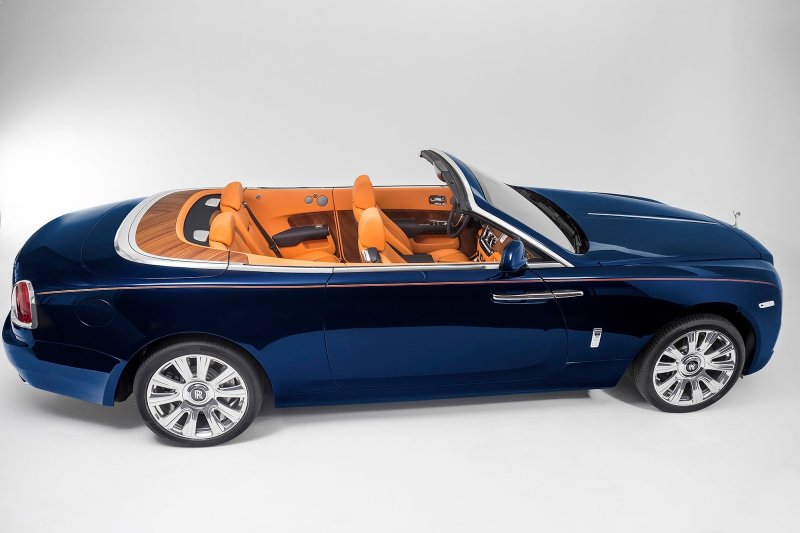 Rolls Royce Dawn кабриолет