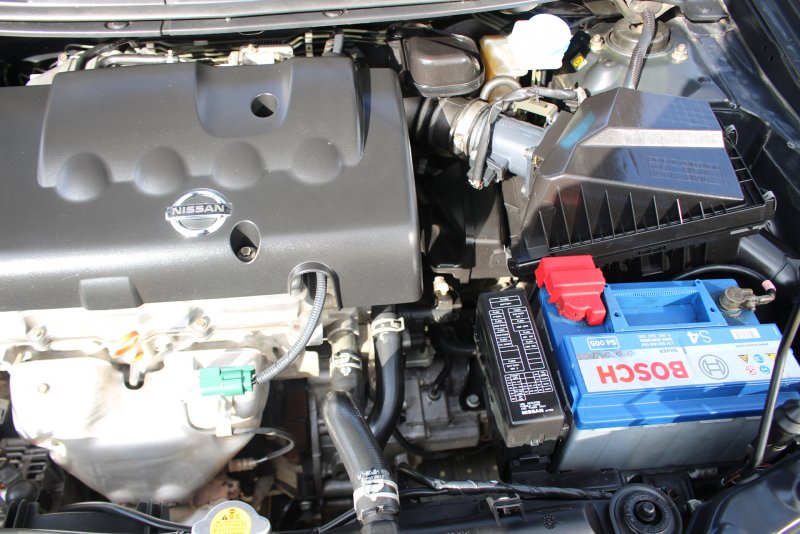 Nissan primera p12 подкапотное пространство