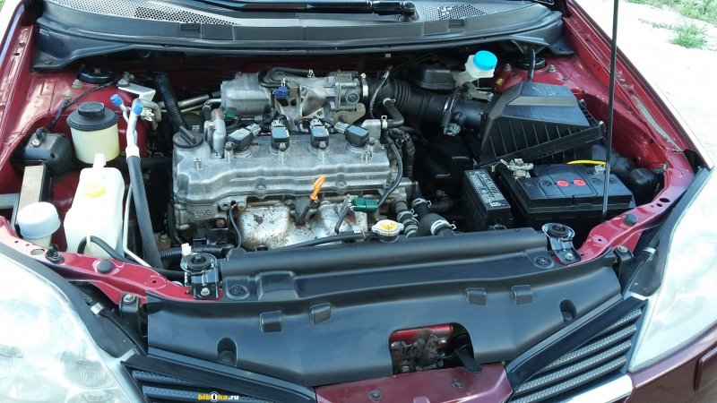 Nissan primera p12 1.8 подкапотное