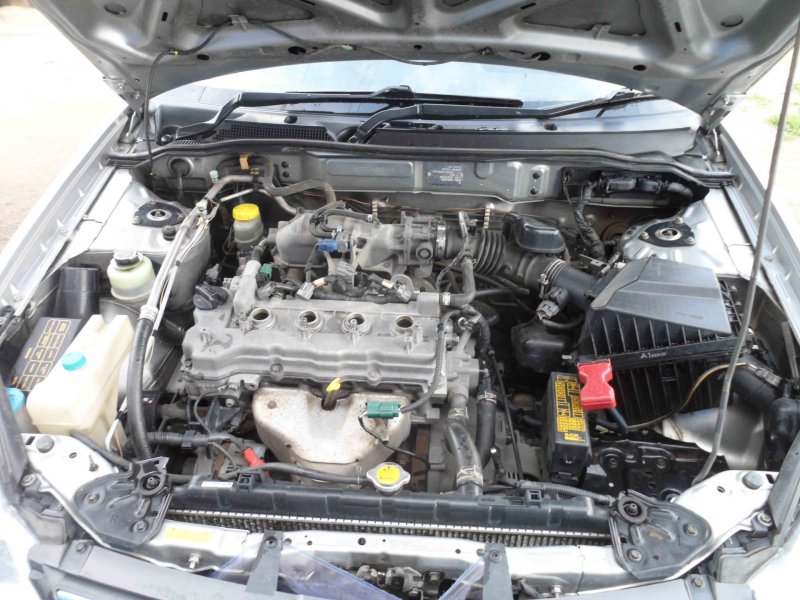 Nissan primera II (p11) под капотом