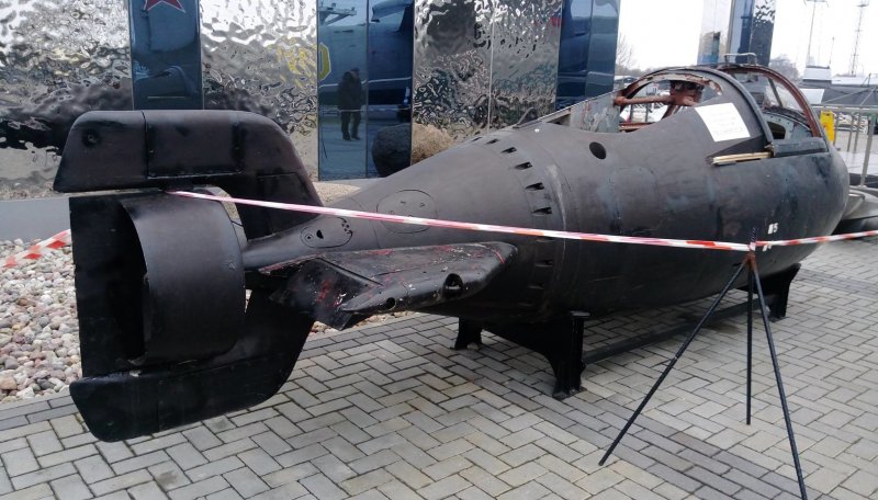 Сверхмалая подводная лодка «Тритон - 1м»