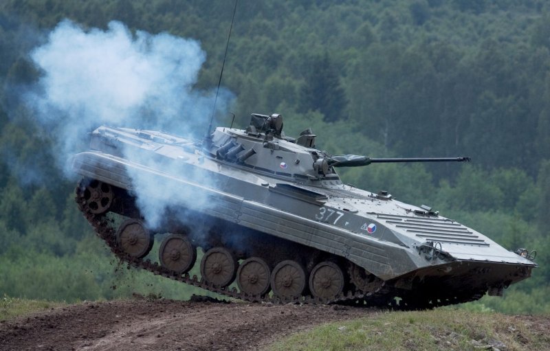 БМП-2 машины пехоты