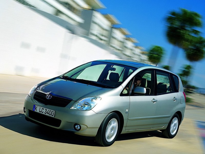 Toyota Corolla Verso 2001