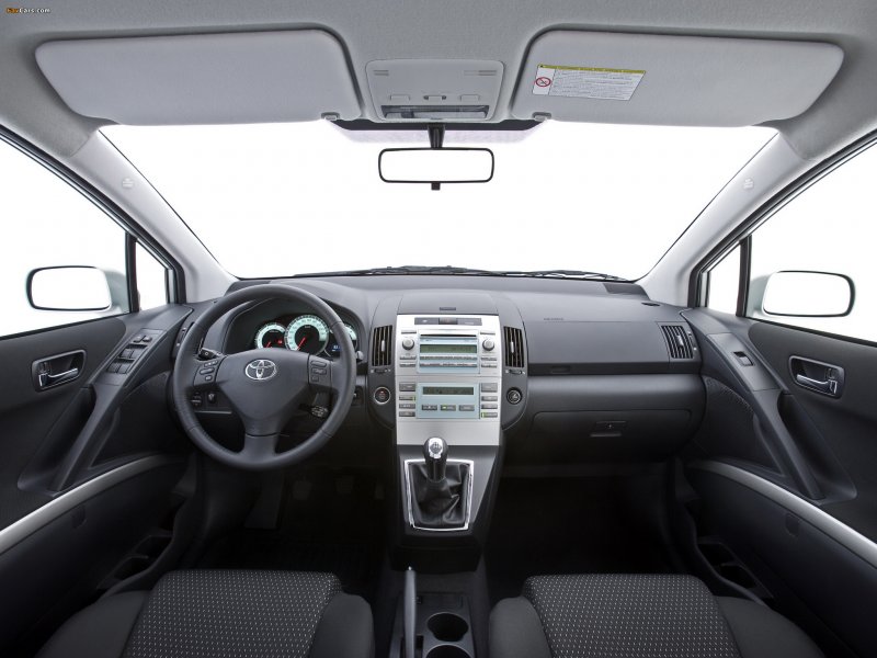 Toyota Verso 2005