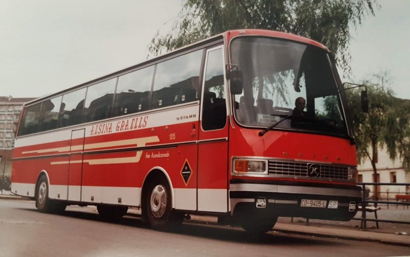 Setra s215ul