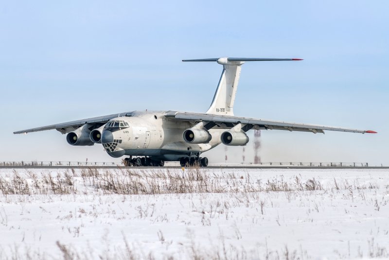 Ил76 е3102а