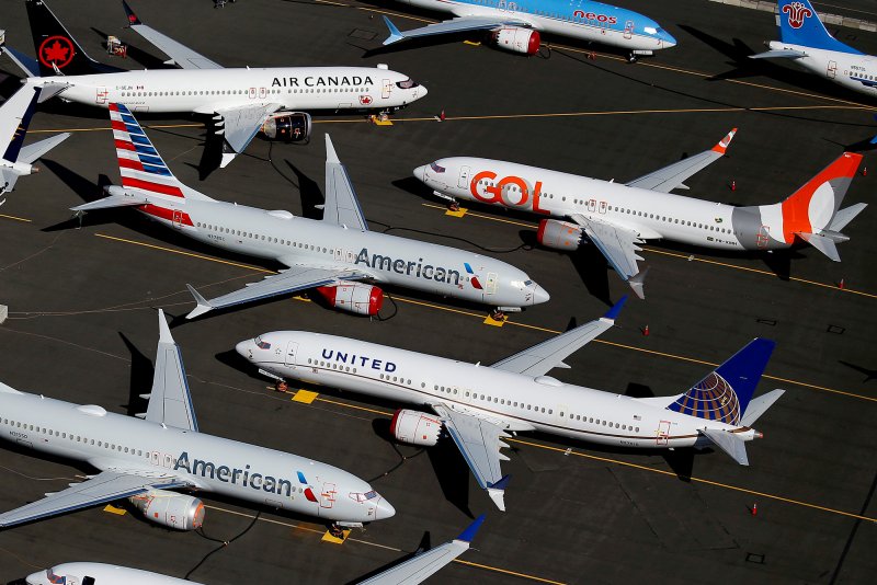 Boeing 737-800erx.