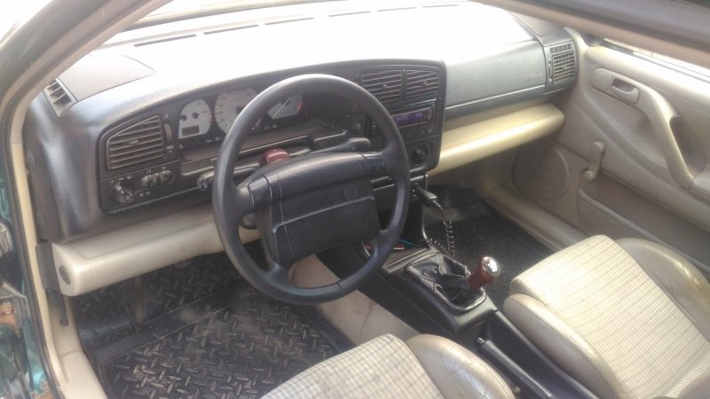 Volkswagen Passat b4 универсал багажник