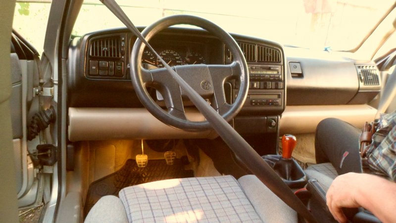 Пассат 1992 салон