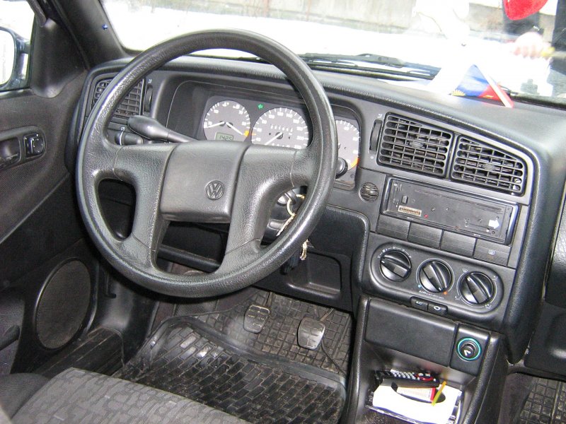 Volkswagen Passat b3 салон