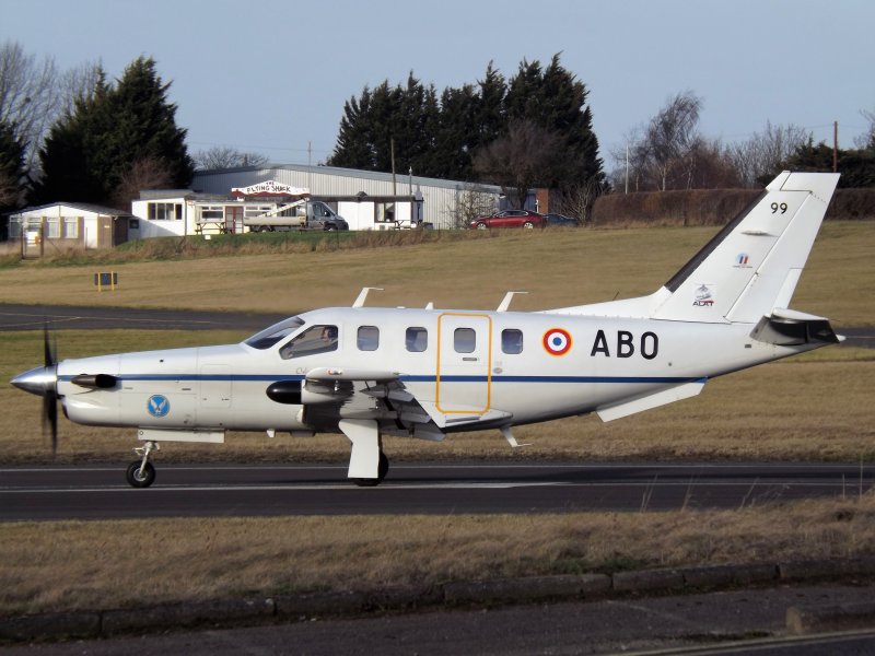 Socata tbm 700 салон кабина