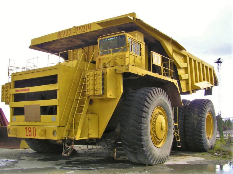 БЕЛАЗ 75211