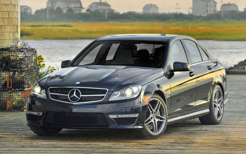 Mercedes Benz c class w204 AMG