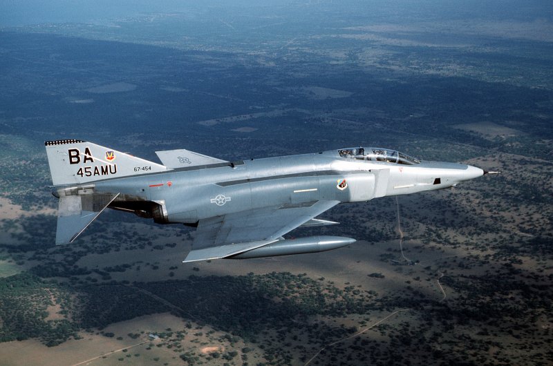 Самолёт-разведчик RF-4e