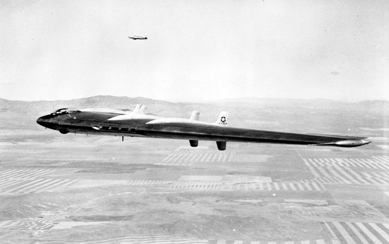 Бомбардировщик Нортроп YB-49