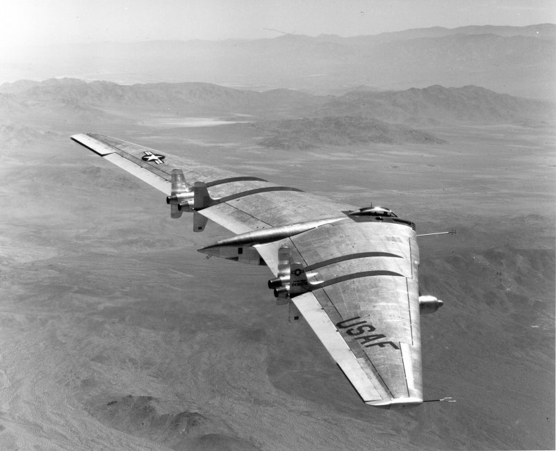 Бомбардировщик Northrop YB-49