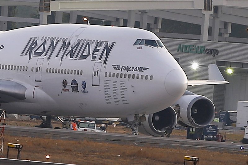 Боинг 747 Айрон мейден