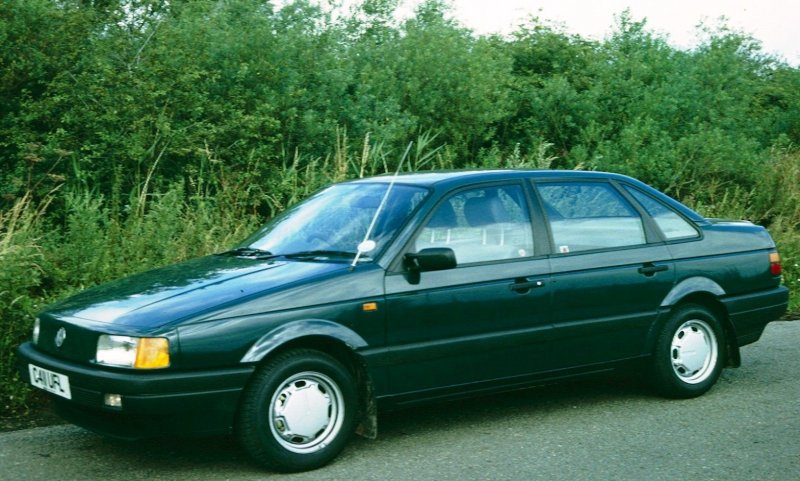 Volkswagen Пассат 1990