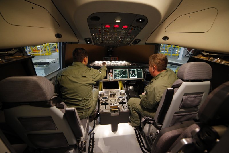 МС-21 кабина пилотов