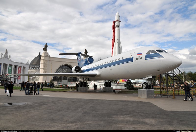 Кукурузник сел на красной площади