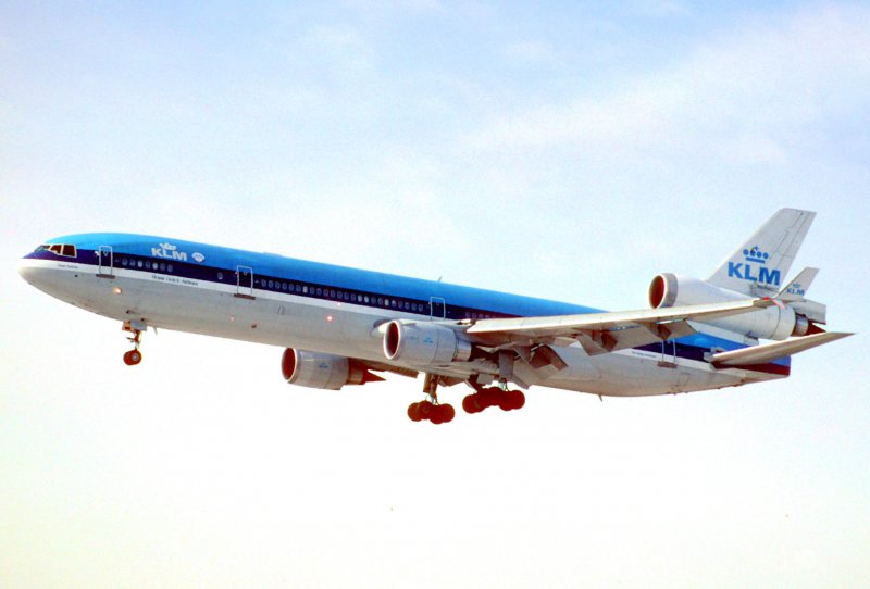 C 329 KLM
