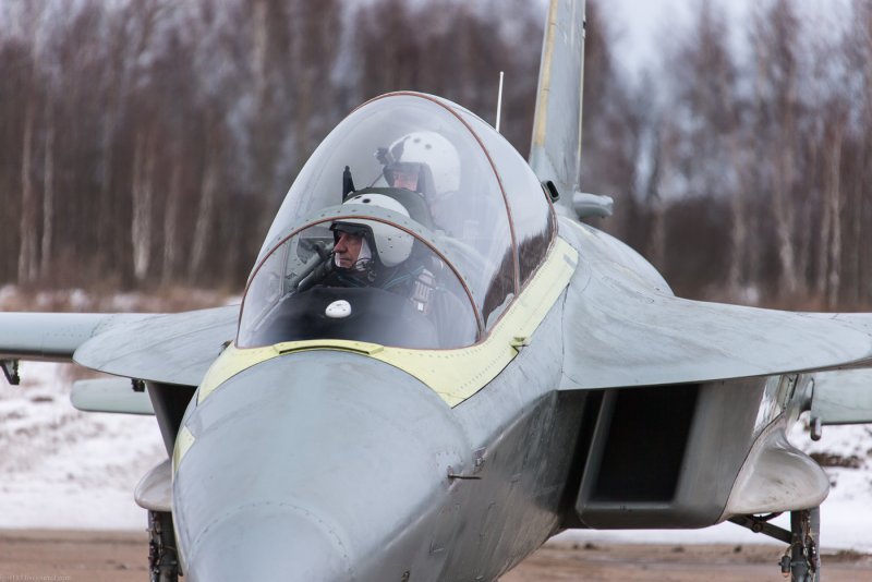 Учебный самолет як 152
