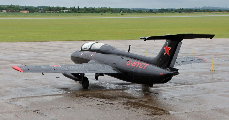 Л-29 Дельфин