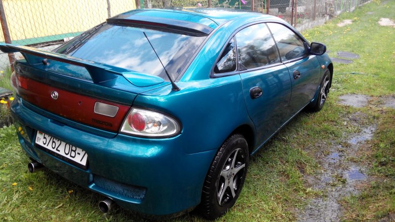 Mazda 323 f ba багажник