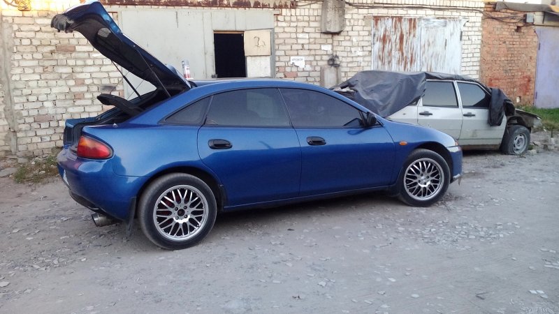 Мазда 323f запчасти накладка багажника