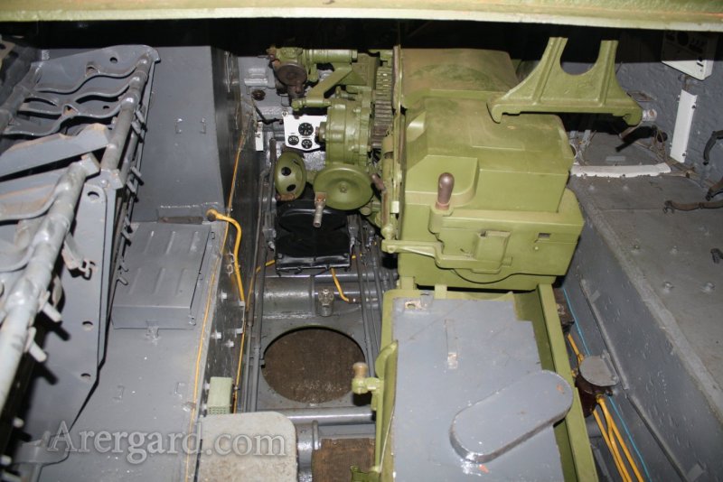 Су-152 внутри