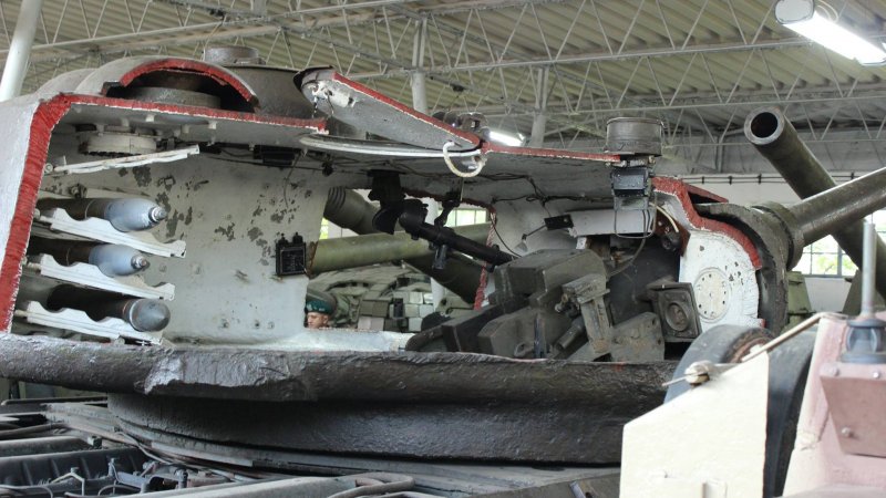 Т 34 85 люк заряжающего