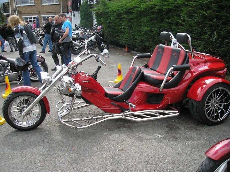 Трайк Triumph Rewaco