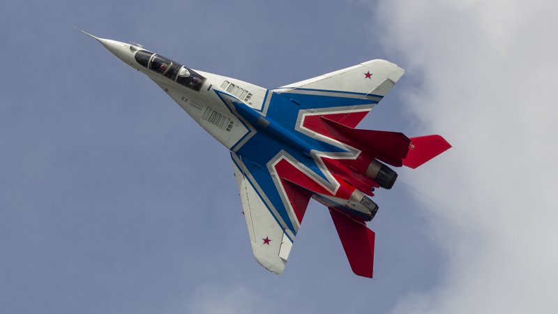 Су 37 Стрижи
