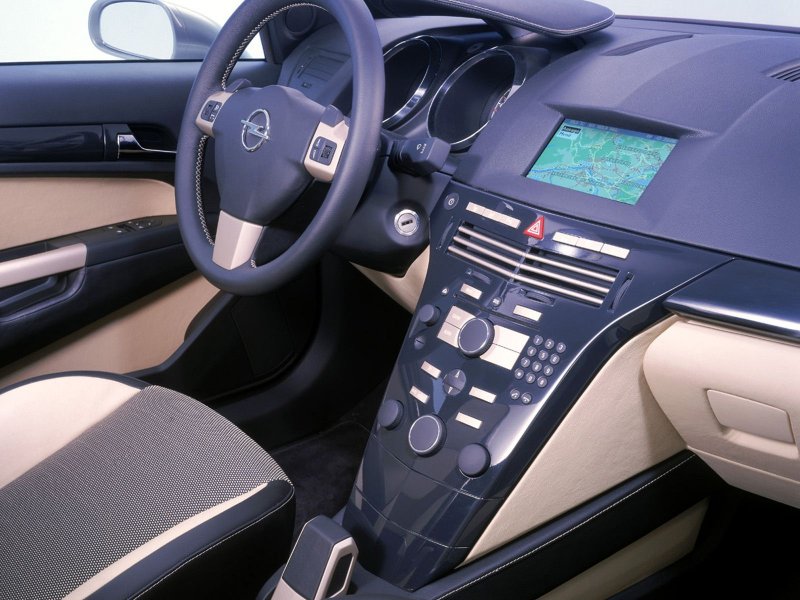 Opel Astra GTC 2008 салон