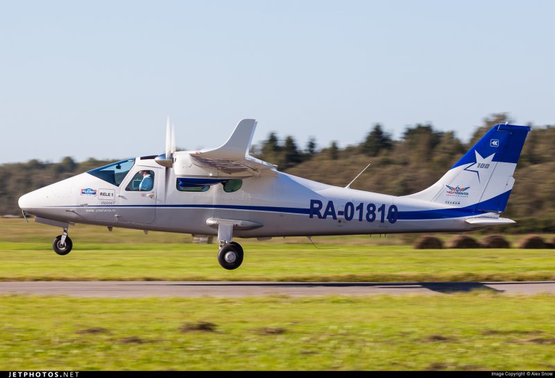 Самолет p2006t Twin