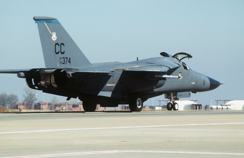 Fb-111 самолет