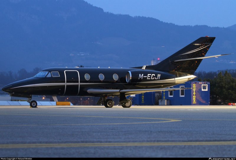 Falcon 50 Jet