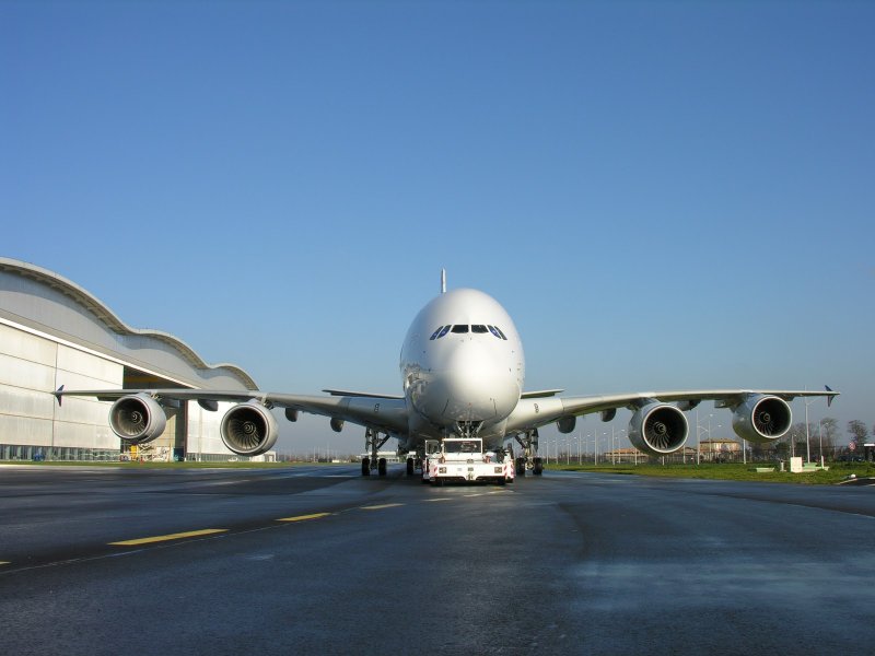 Эйрбас 380