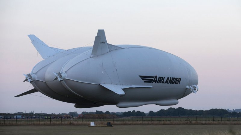 Дирижабль Airlander 10 внутри
