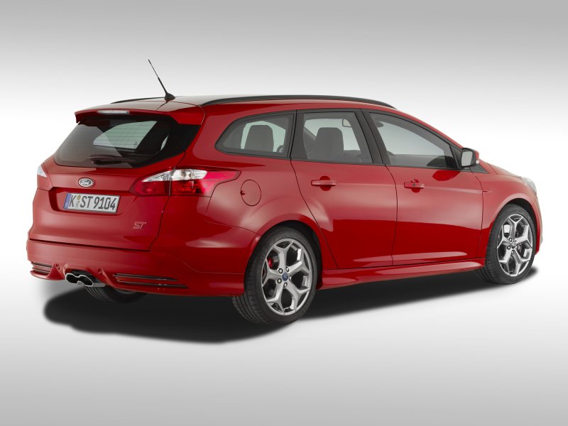 Ford Focus 2012 универсал