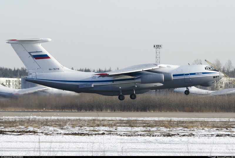 АН-70 военно-транспортный самолёт кабина