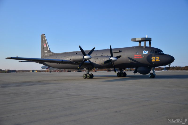 Противолодочный самолет ил-38н