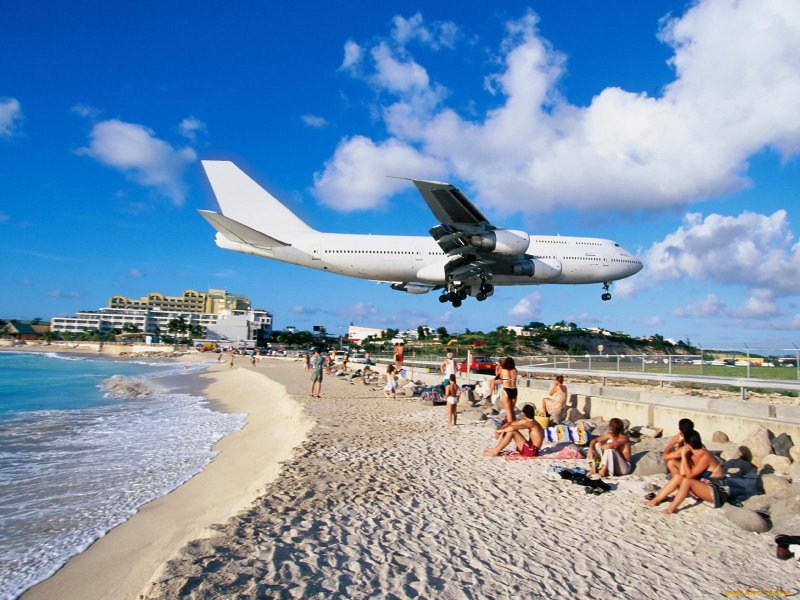 Пляж Maho Beach