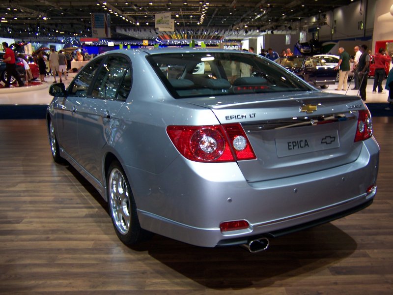 Chevrolet Epica седан
