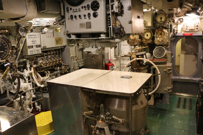 Экипаж немецкой подводной лодки 1945г