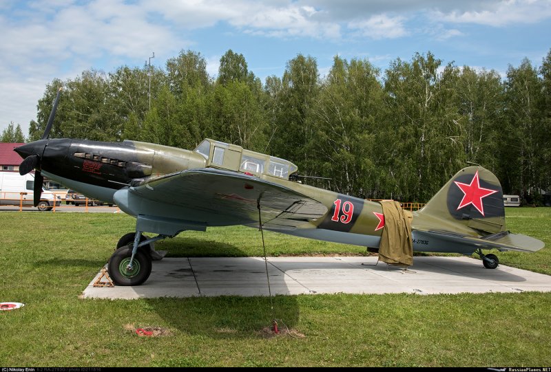 Истребитель ил-2