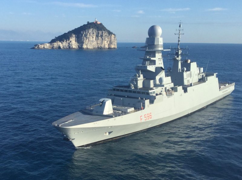 Фрегат Federico Martinengo f596