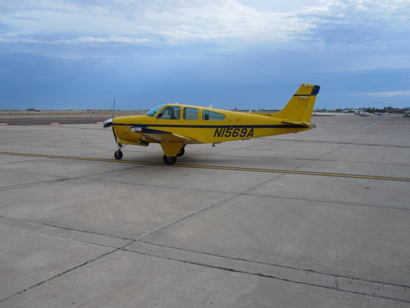 Самолет Beechcraft Bonanza