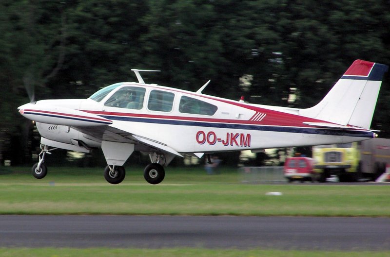 Beechcraft s35 Bonanza