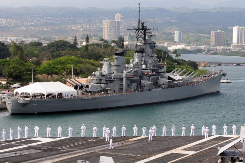 Корабль Полтава Петра 1